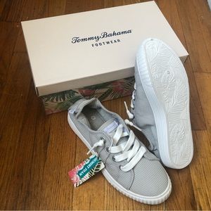 NWT Tommy Bahama - memory foam sneaker, W size 7